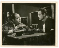 5k443 GUYS & DOLLS 8x10 still '55 c/u of Marlon Brando having drinks with Stubby Kaye!