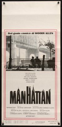 6r369 MANHATTAN Italian locandina '79 classic image of Woody Allen & Diane Keaton by bridge!