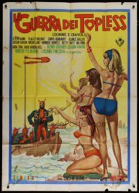 7y908 TOPLESS WAR red title Italian 1p '64 art of sexy girls in bikinis waving at devils in boat!