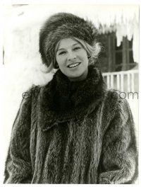 8h259 DOCTOR ZHIVAGO 7.75x10.25 still '65 David Lean epic, c/u of Julie Christie wearing fur coat!