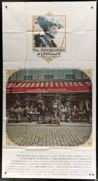 9d726 MADWOMAN OF CHAILLOT int'l 3sh '69 Katharine Hepburn & other cast members outside cafe!