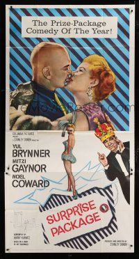 9d920 SURPRISE PACKAGE 3sh '60 Yul Brynner holding Mitzi Gaynor, Noel Coward, Stanley Donen!