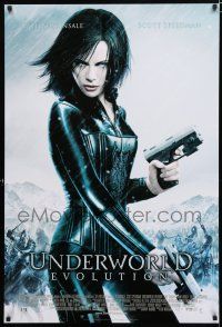 9x796 UNDERWORLD EVOLUTION int'l DS 1sh '06 sexy blue-eyed Kate Beckinsale w/two guns!