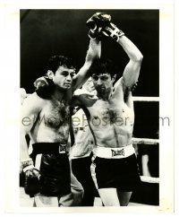 1m736 RAGING BULL 8.25x10 still '80 Martin Scorsese, victorious boxer Robert De Niro after fight!