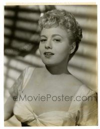 1m816 SHELLEY WINTERS 7.5x9.75 still '51 head & shoulders portrait from Meet Danny Wilson!