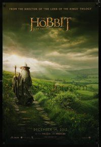 1z373 HOBBIT: AN UNEXPECTED JOURNEY teaser DS 1sh '12 cool image of Ian McKellen as Gandalf!