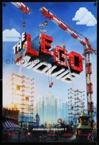 2m474 LEGO MOVIE teaser DS 1sh '14 cool image of title assembled w/cranes & plastic blocks!