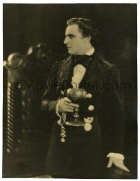 3t292 JOHN BARRYMORE deluxe 10.25x13.5 still '24 great profile portrait in suit from Beau Brummel!