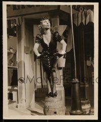 8d906 ARTISTS & MODELS 2 deluxe 8x9.75 stills '37 both with wackiest Martha Raye!