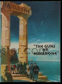 9d373 GUNS OF NAVARONE English souvenir program book '61 Gregory Peck, David Niven, Anthony Quinn