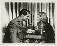 3s523 MGM'S BIG PARADE OF COMEDY 8x10.25 still '64 c/u of Cary Grant & Jean Harlow from Suzy!