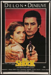 4f519 SHOCK Argentinean '82 great image of Catherine Deneuve & Alain Delon, Le Choc!