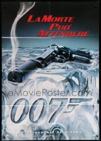 4p144 DIE ANOTHER DAY teaser Italian 1p '02 Brosnan as James Bond, cool image of gun melting ice!