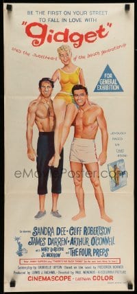 4r721 GIDGET Aust daybill '59 art of cute Sandra Dee on Darren & Cliff Robertson's shoulders!