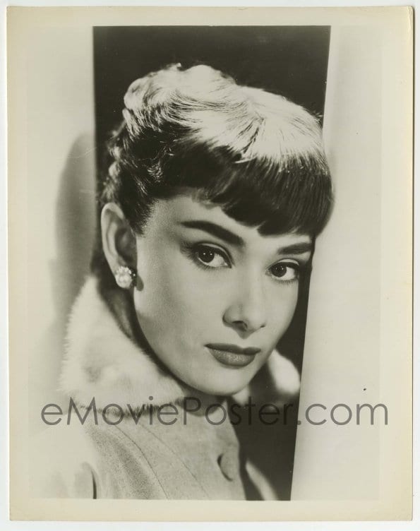 eMoviePoster.com: 5s074 AUDREY HEPBURN 8x10.25 still '50s wonderful ...