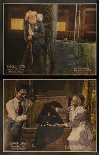 6w922 GRANDMA'S BOY 2 LCs '22 Harold Lloyd is afraid of the dark deputy & getting grandpa's coat!