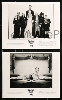 8d516 ADDAMS FAMILY VALUES presskit w/ 15 stills 1993 Christina Ricci, Raul Julia, Anjelica Huston