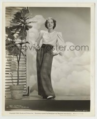 8s393 IDA LUPINO 8.25x10 still 1940 full-length portrait modeling cool skirt pants!