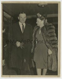 8s415 JAMES CAGNEY 7x9 news photo 1943 arriving at an Academy Awards banquet with his wife!