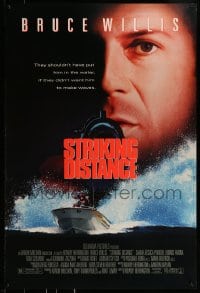 1c879 STRIKING DISTANCE 1sh 1993 great images of Bruce Willis, Sarah Jessica Parker, Tom Sizemore!