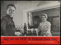 1d375 CARLSBERG PILSNER 34x45 Danish advertising poster 1950s smiling man having been served beer!