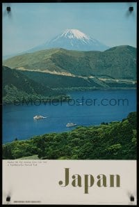 1d151 JAPAN Japanese 20x30 travel poster 1970s great image of Lake Ashi & Mount Fuji!