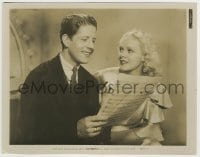 1h345 GEORGE WHITE'S SCANDALS 8x10 still 1934 Rudy Vallee reading sheet music by sexy Alice Faye!