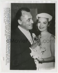 1h715 PATRICIA OWENS 7.25x9 news photo 1956 just married to producer Sy Bartlett in Palm Springs!