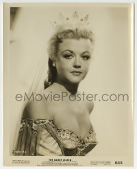 3m157 ANGELA LANSBURY 8x10 still 1955 great close portrait as Princess Gwendolyn in Court Jester!