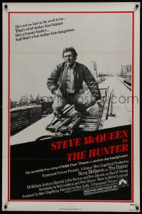 5k402 HUNTER 1sh 1980 image of bounty hunter Steve McQueen riding on top of a Chicago El with gun!