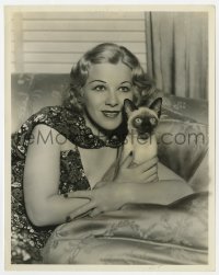 5x350 GLENDA FARRELL 8x10 still 1930s trying to get her Siamese cat Taki to watch the birdie!