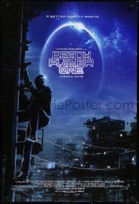 6r728 READY PLAYER ONE advance DS 1sh 2018 Tye Sheridan climbing, directed by Steven Spielberg!