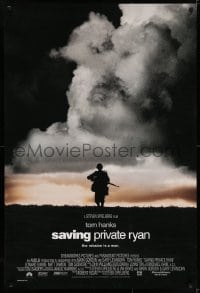 6r777 SAVING PRIVATE RYAN DS 1sh 1998 Spielberg, Hanks, soldier on hill in front of clouds!