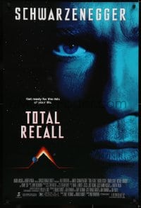 6r924 TOTAL RECALL 1sh 1990 Paul Verhoeven directed, huge close-up of Arnold Schwarzenegger!