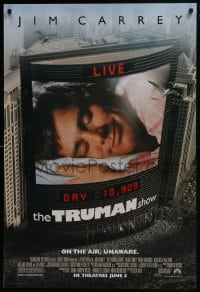 6r940 TRUMAN SHOW advance DS 1sh 1998 cool image of Jim Carrey on large screen, Peter Weir!