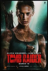 7g947 TOMB RAIDER teaser DS 1sh 2018 sexy close-up image of Alicia Vikander as Lara Croft!