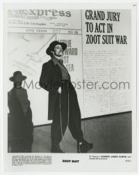 7h998 ZOOT SUIT 8x10 still 1981 Edward James Olmos as El Pachuco welcomes the audience!