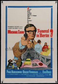 8m319 FUNERAL IN BERLIN linen 1sh 1967 art of Michael Caine pointing gun, directed by Guy Hamilton!