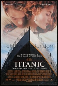 8w897 TITANIC style A revised int'l DS 1sh 1997 Leonardo DiCaprio & Winslet, James Cameron!