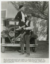 1a139 BONNIE & CLYDE 7.75x10 still 1967 Warren Beatty hoists Faye Dunaway in a typical pose!