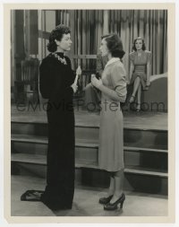 1a258 DRAMATIC SCHOOL 8x10 still 1938 Gale Sondergaard asks for Luise Rainer's expulsion!