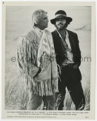 1a601 MISSOURI BREAKS candid 8x10.25 still 1976 Marlon Brando & Jack Nicholson between scenes!