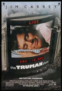 4z949 TRUMAN SHOW advance 1sh 1998 cool image of Jim Carrey on large screen, Peter Weir!