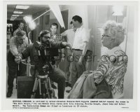 8g730 RAIN PEOPLE candid 8.25x10 still 1969 Francis Ford Coppola filming in hospital corridor!