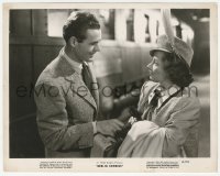 1t154 BERLIN EXPRESS 8x10.25 still 1948 c/u of Robert Ryan & Merle Oberon at train station!