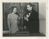 2h624 MARK OF THE VAMPIRE candid 8x10 still 1935 Elizabeth Allan smiles at Bela Lugosi w/his trophy!