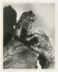 4w1338 IT! THE TERROR FROM BEYOND SPACE 8.25x10 still 1958 best portrait of the wacky monster!