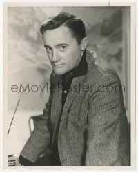 4w1441 MAN FROM U.N.C.L.E. TV 7.25x9 still 1960s portrait of Robert Vaughn as Napoleon Solo!