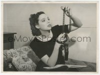 5k0129 CLIMBING HIGH candid English 6.25x8.5 still 1938 Jessie Matthews checking the dailies!