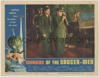 6m0132 INVASION OF THE SAUCER MEN LC #4 1957 soldiers with giant walkie talkie, wonderful border art